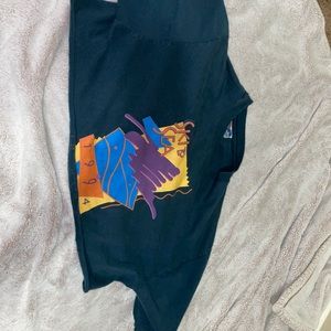 Vintage 90’s style cropped tee